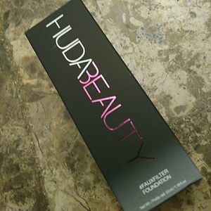 Huda Beauty foundation Baklava 340 G